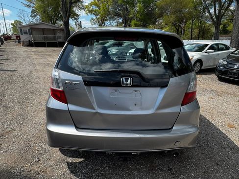 Used 2010 Honda Fit Sport image 5