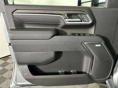 New 2026 Chevrolet Silverado 2500 LTZ w/ LTZ Convenience Package AWD/4WD image 23