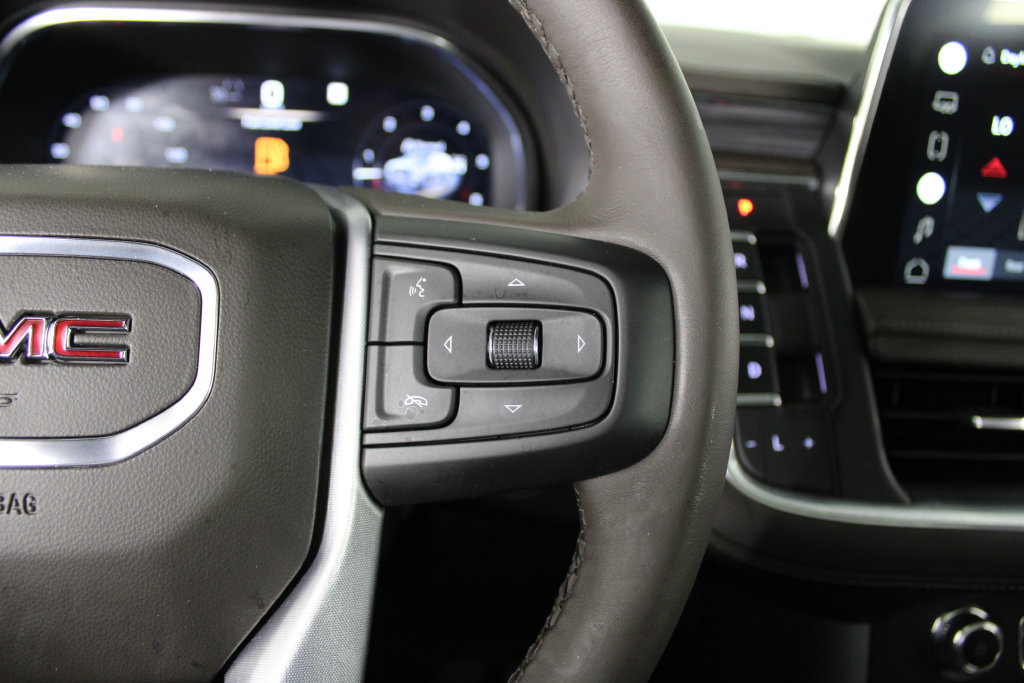 Used 2022 GMC Yukon SLT w/ SLT Premium Package AWD/4WD image 29