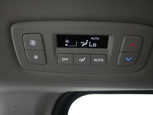 New 2026 Kia Carnival LXS FWD image 29