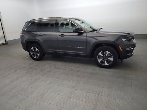Used 2022 Jeep Grand Cherokee Limited 4xe image 11