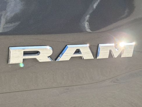 Used 2024 RAM 1500 Laramie image 10