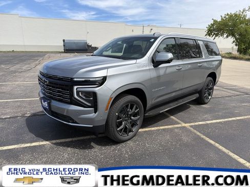 New 2026 Chevrolet Suburban High Country w/ Sun And Tow Package AWD/4WD image 1