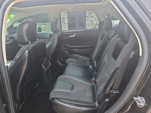 Used 2015 Ford Edge Sport w/ Equipment Group 401A AWD/4WD image 11