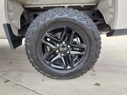 New 2026 Chevrolet Silverado 1500 Custom Trail Boss AWD/4WD image 32
