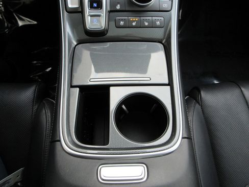 Used 2021 Hyundai Santa Fe Limited image 50