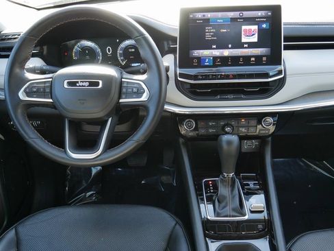 Used 2022 Jeep Compass Limited w/ Elite Group image 15