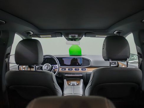 Used 2025 Mercedes-Benz GLE 350 4MATIC image 10