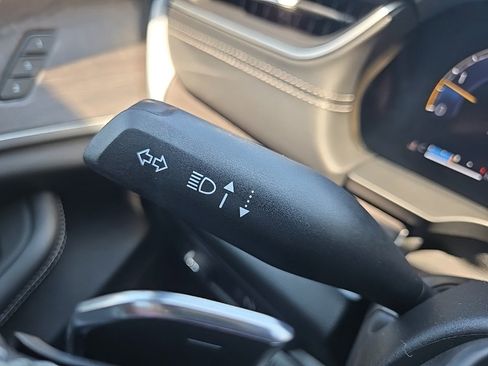 Used 2025 Jeep Grand Cherokee L Limited w/ Luxury Tech Group II image 46