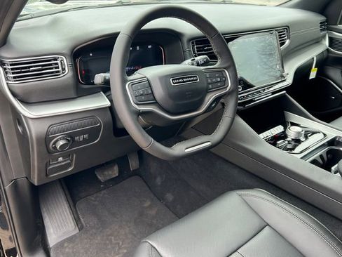 New 2026 Jeep Grand Wagoneer 4WD image 19