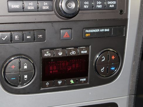 Used 2012 GMC Acadia SLT image 26