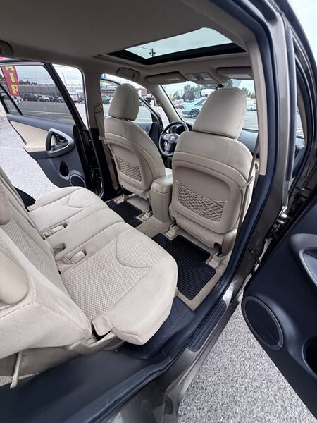 Used 2011 Toyota RAV4 4WD w/ Upgrade Value Pkg image 21