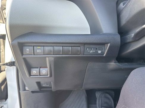 Used 2023 Toyota Sienna XLE image 31