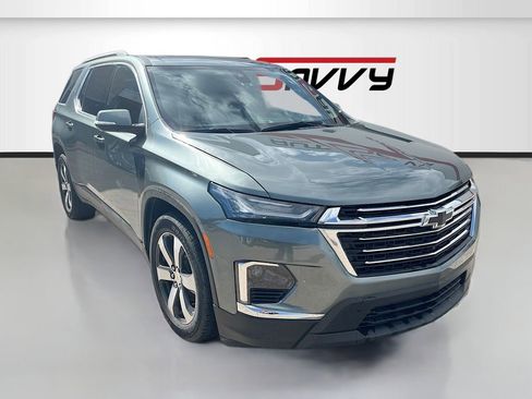 Used 2023 Chevrolet Traverse LT w/ LT Premium Package AWD/4WD image 1
