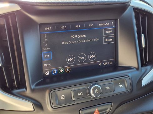 Used 2020 GMC Terrain SLE w/ Driver Convenience Package image 4