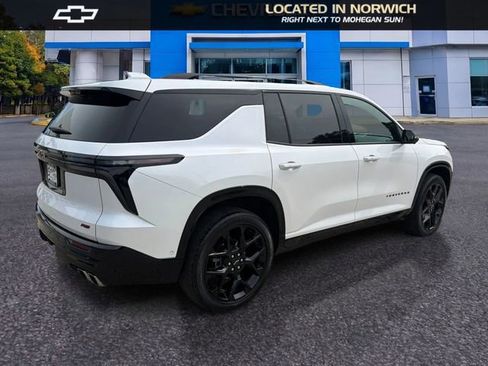 Certified 2025 Chevrolet Traverse RS AWD/4WD image 5