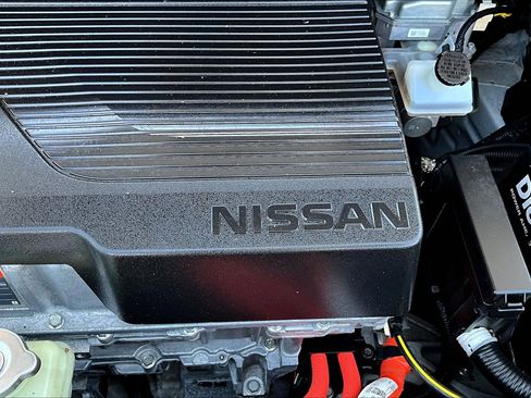 Used 2021 Nissan Leaf SV Plus FWD image 33