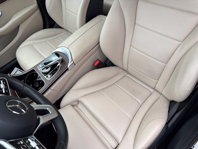 Used 2020 Mercedes-Benz C 300 4MATIC Sedan image 21