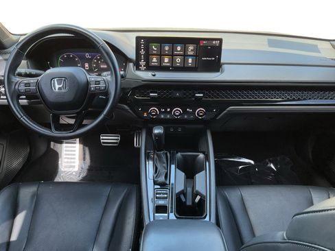Used 2023 Honda Accord Sport image 8