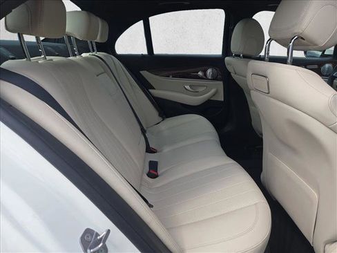 Used 2018 Mercedes-Benz E 300 image 20