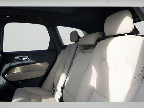 New 2026 Volvo XC60 B5 Plus w/ Protection Package Premier image 19