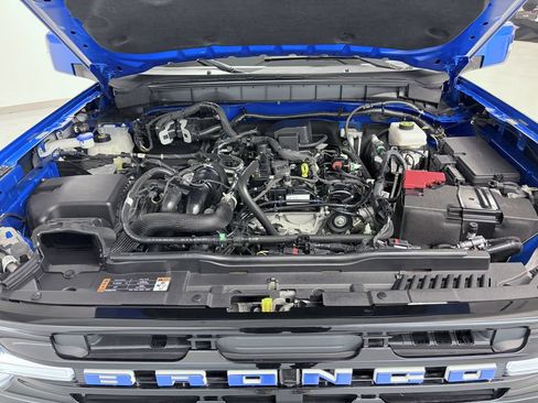 Used 2022 Ford Bronco Outer Banks AWD/4WD image 12