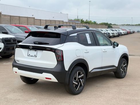 New 2026 Nissan Kicks SV FWD image 6