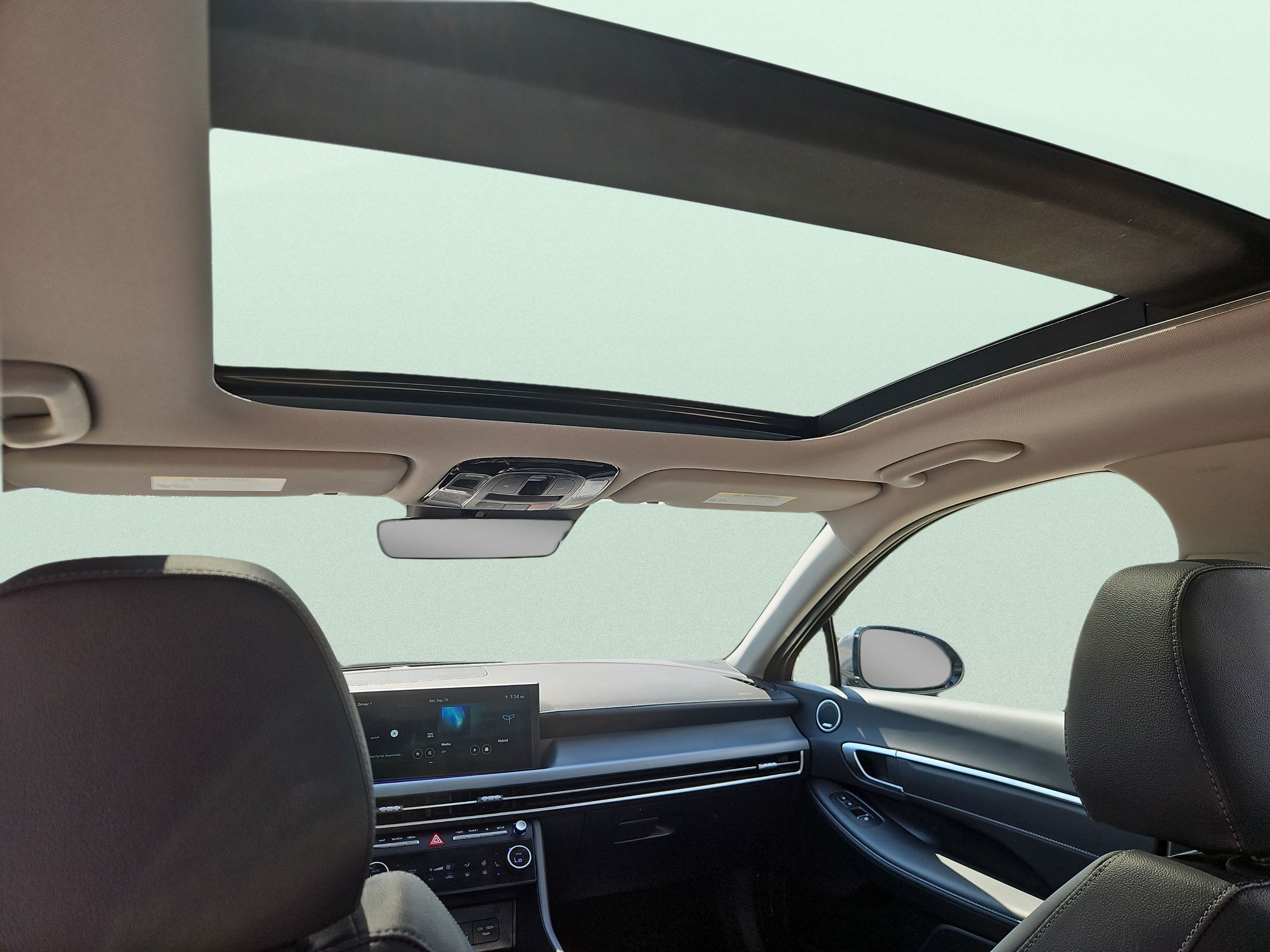 Certified 2024 Hyundai Sonata Limited FWD image 20