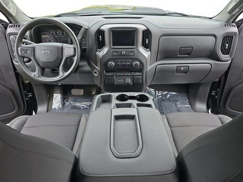 Used 2022 Chevrolet Silverado 1500 Custom Trail Boss AWD/4WD image 11