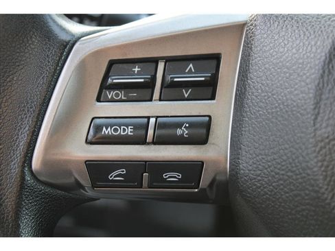 Used 2014 Subaru Crosstrek 2.0i Premium image 17