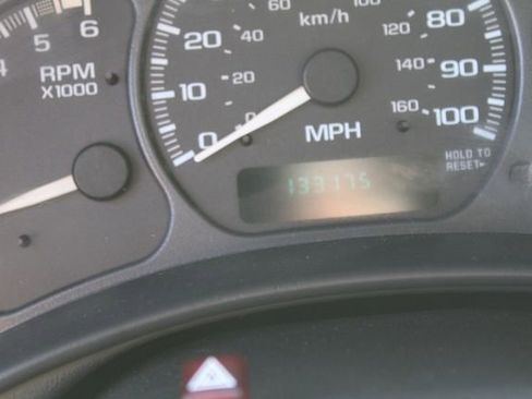 Used 2002 Chevrolet Silverado 2500 4x4 Extended Cab image 29