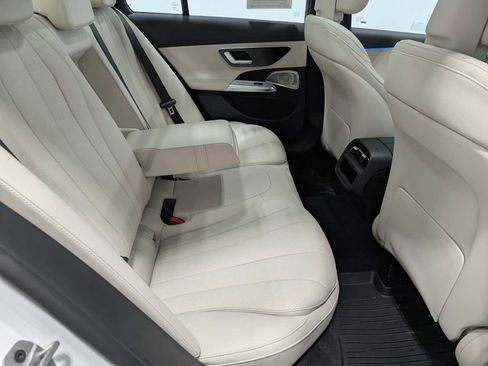 Certified 2026 Mercedes-Benz E 350 4MATIC Sedan image 39