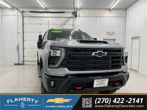 Used 2026 Chevrolet Silverado 3500 LT w/ Trail Boss Package AWD/4WD image 1
