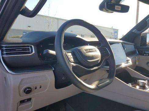 New 2026 Jeep Grand Wagoneer Summit image 20