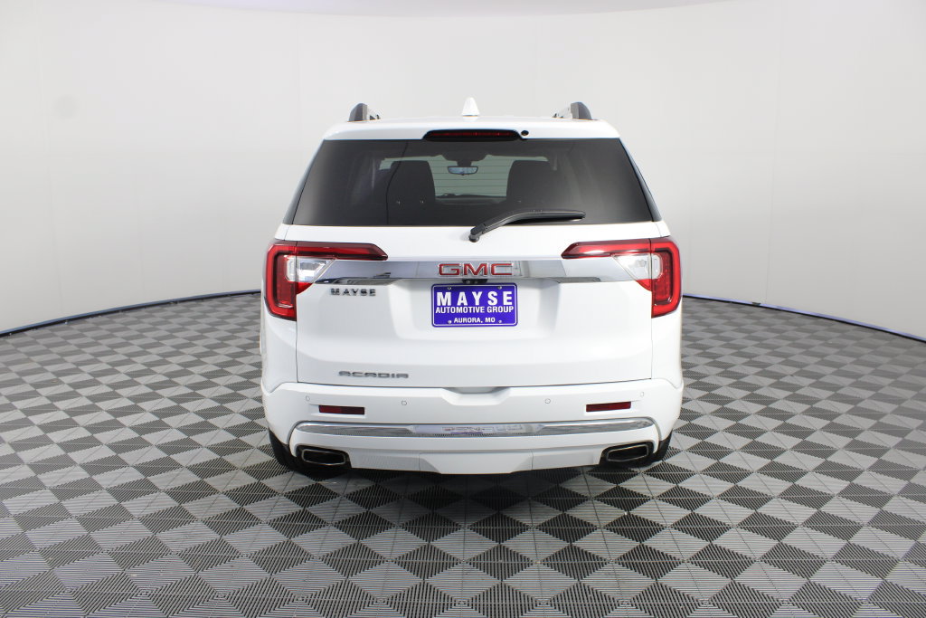 Used 2023 GMC Acadia Denali w/ Denali Ultimate Package FWD image 30