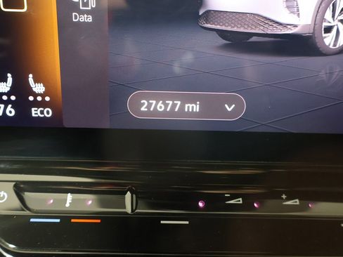 Used 2021 Volkswagen ID.4 Pro image 33