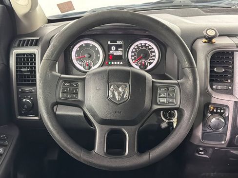 Used 2017 RAM 1500 Express image 23