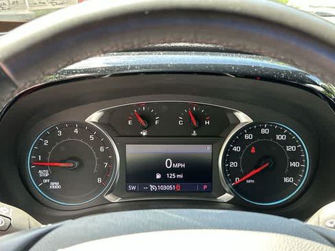 Used 2023 Chevrolet Traverse LT AWD/4WD image 6