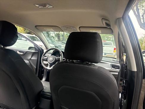 Used 2021 Kia Rio S image 14