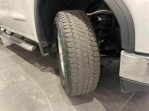 Used 2023 GMC Sierra 1500 SLE AWD/4WD image 13