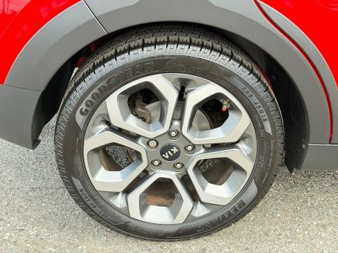 Used 2021 Kia Soul X-Line FWD image 76