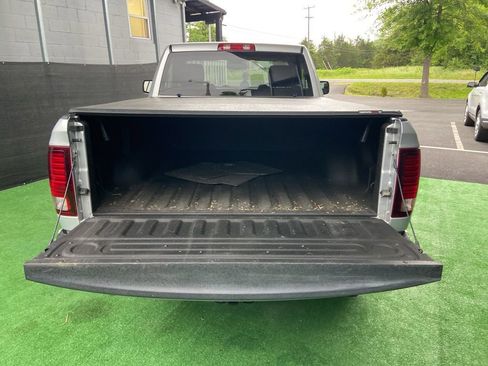Used 2017 RAM 1500 Sport w/ Quick Order Package 26Q Night AWD/4WD image 39