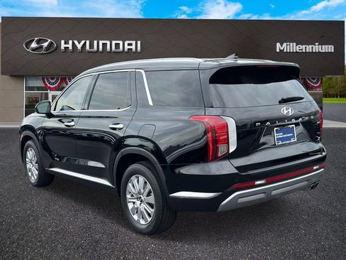 Used 2023 Hyundai Palisade SEL w/ Cargo Package AWD/4WD image 5