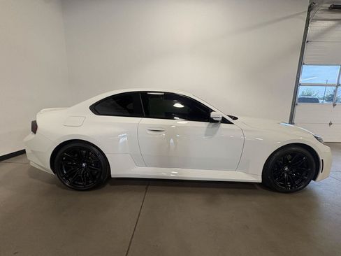 Used 2026 BMW M2 w/ Lighting Package RWD image 2