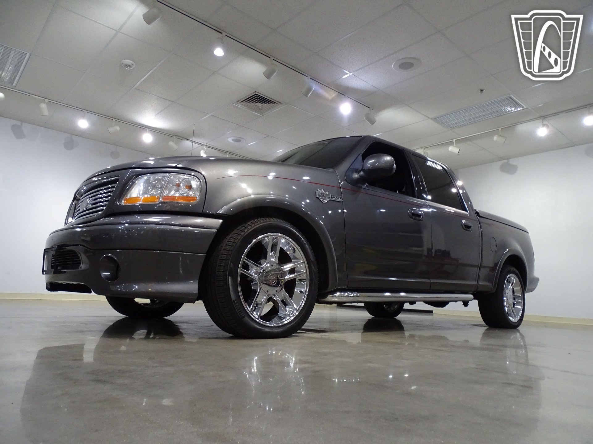 Used 2002 Ford F150 Harley-Davidson RWD image 4