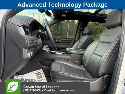 Used 2021 GMC Yukon XL Denali w/ Advanced Technology Package AWD/4WD image 2