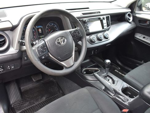 Used 2017 Toyota RAV4 LE w/ All Weather Liner Package AWD/4WD image 44