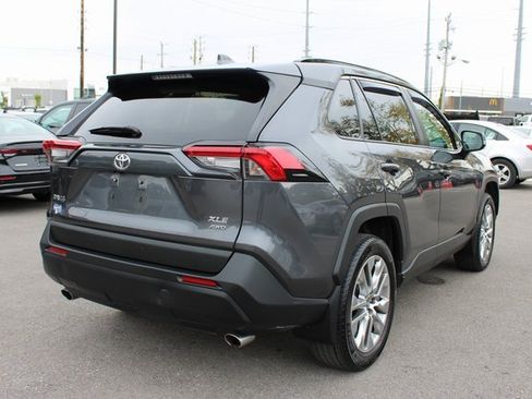 Used 2023 Toyota RAV4 XLE Premium image 46