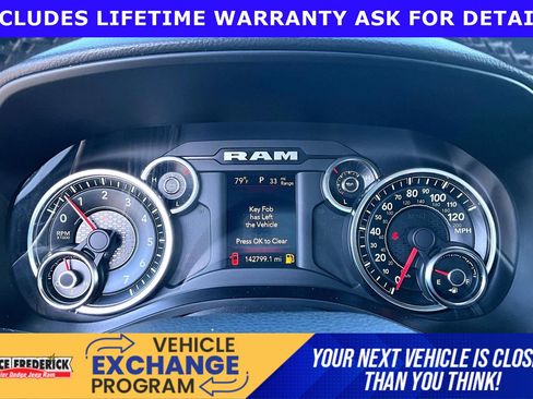 Used 2019 RAM 1500 Big Horn AWD/4WD image 17