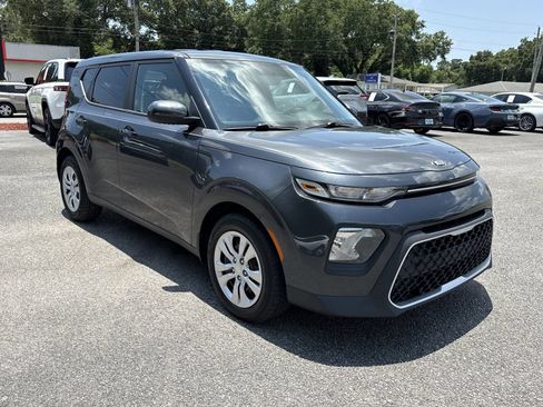 Used 2021 Kia Soul LX FWD image 7